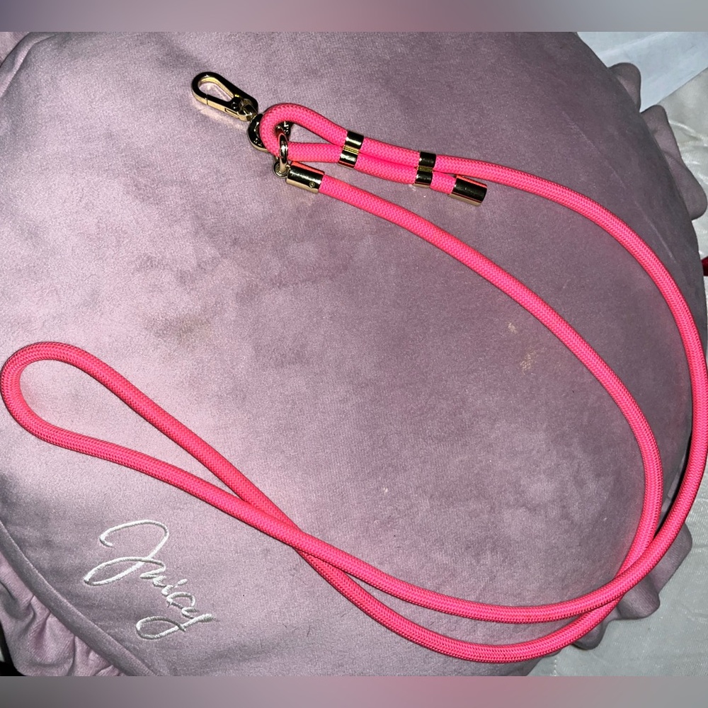 PopSocket Pink Leash with Gold Accents